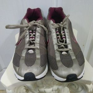 Nike Air Running Shoe 🏃 09